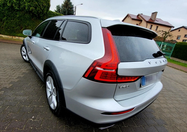 Volvo V60 Cross Country cena 84500 przebieg: 263000, rok produkcji 2020 z Gołdap małe 562